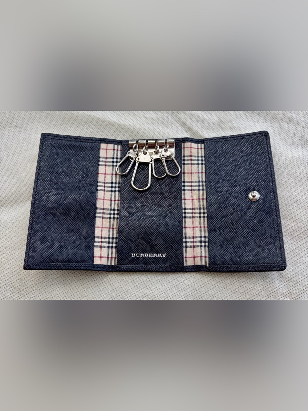 EUC!!! AUTHENTIC BURBERRY Black Leather Nova Check Key Case and card holder. - Picture 5 of 7